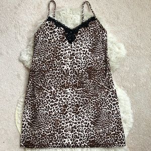 Leopard print chemise
